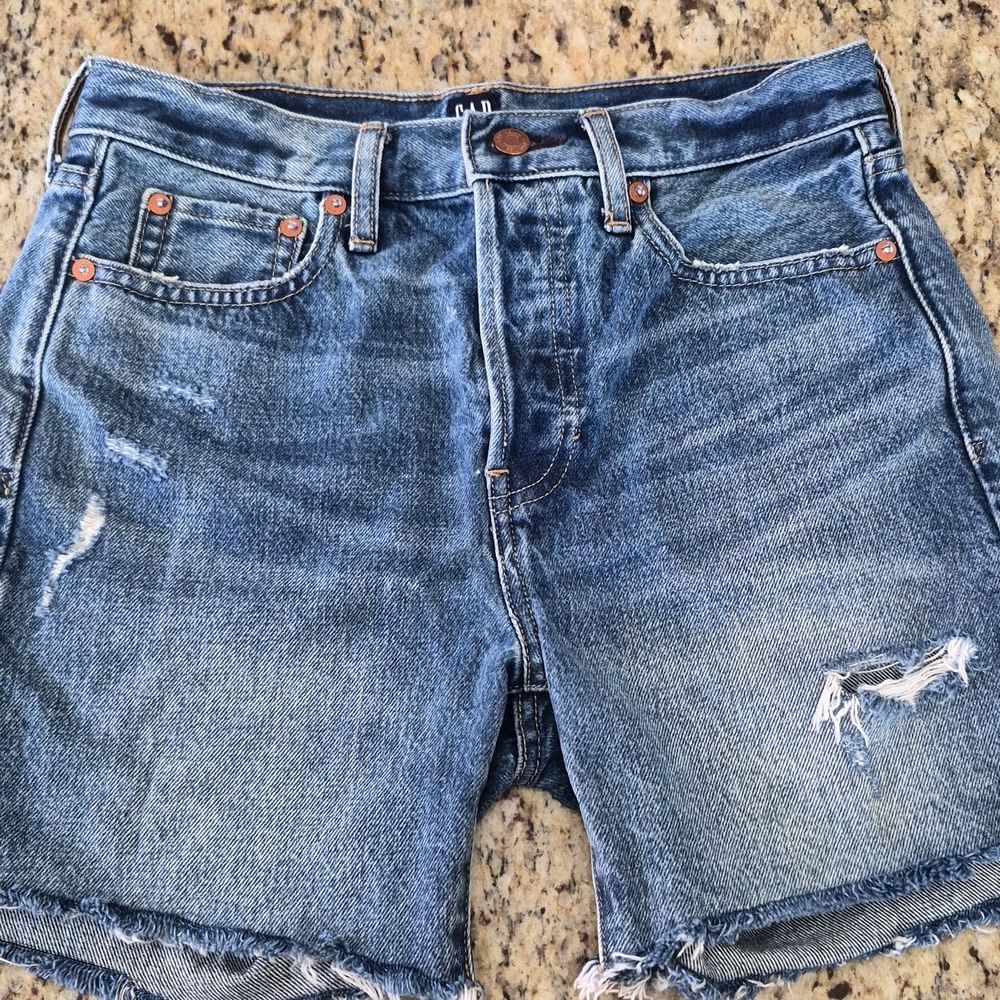 Vtg. Gap button Fly Shorts